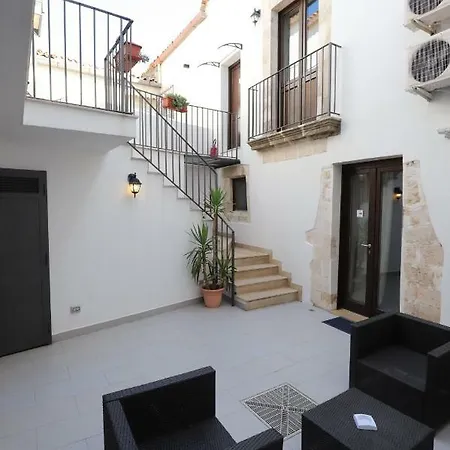 Bed and breakfast Italiana Atrio 3*